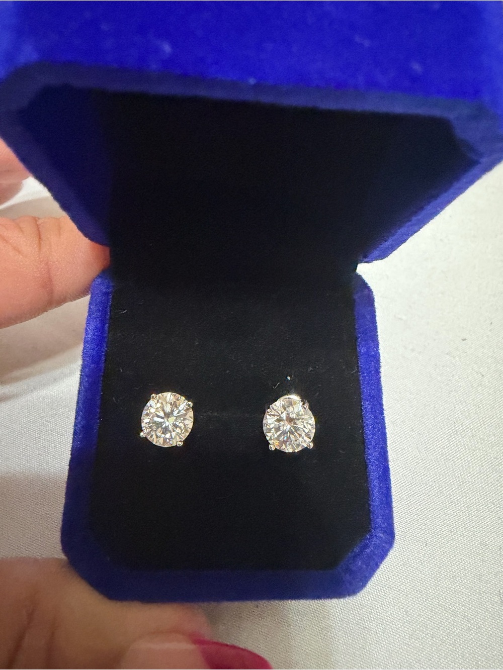 Moissanite Classic Round Cut 2CT
